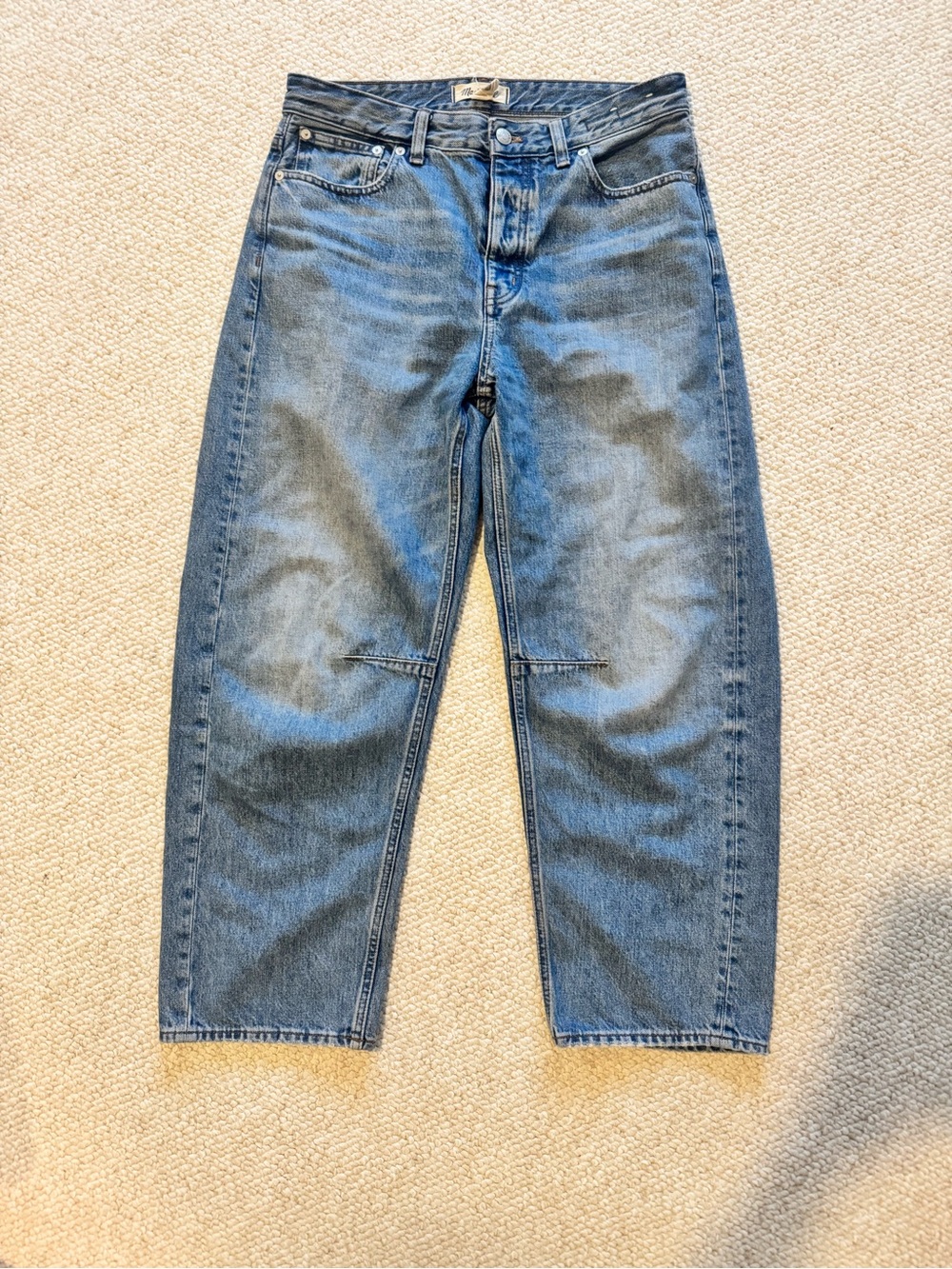 Madewell size 27 Darted Barrel Leg Jean